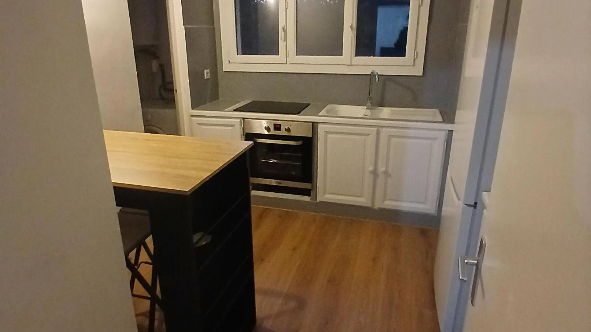Zenmeublermontfavet Apartment Avignon