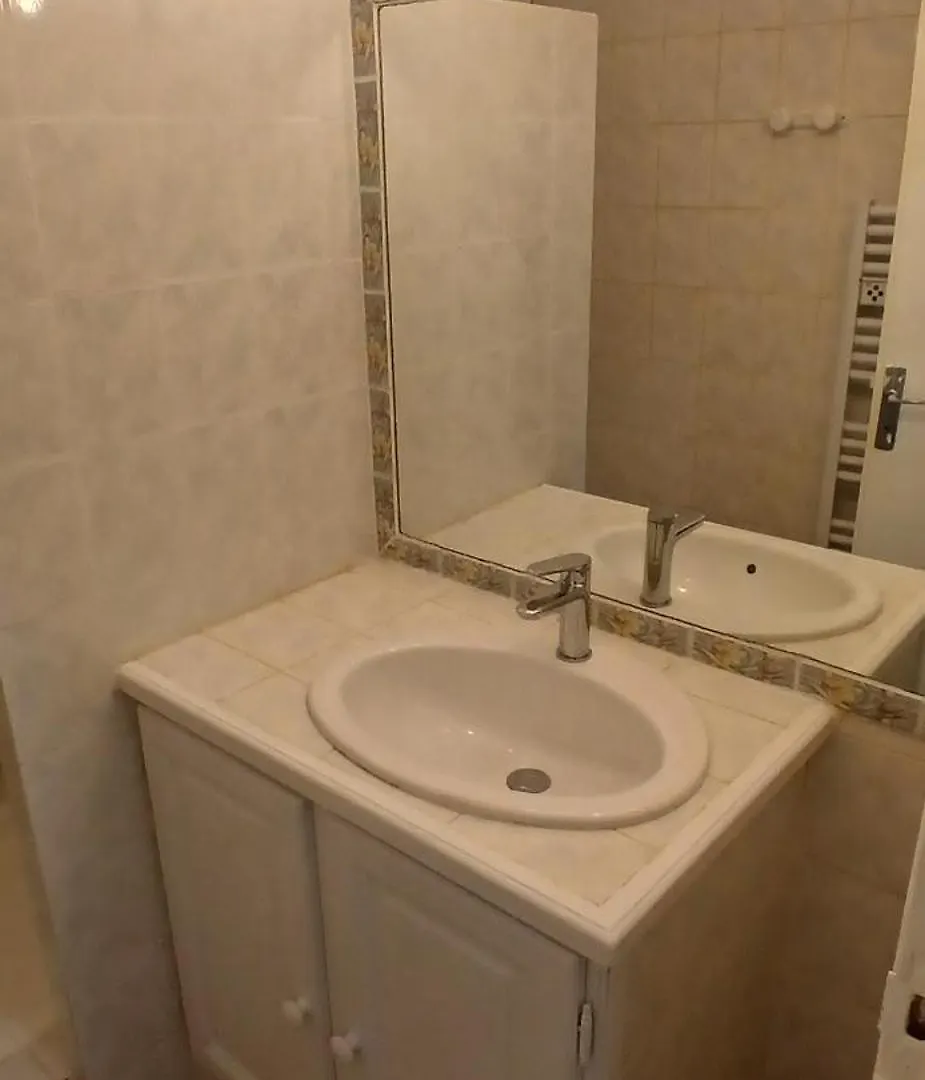 Zenmeublermontfavet Apartment Avignon