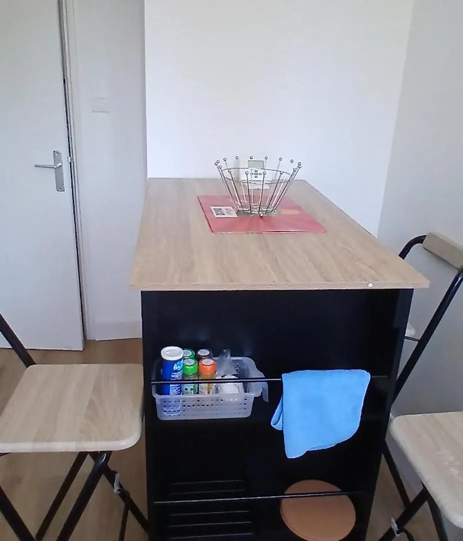 Zenmeublermontfavet Apartment Avignon