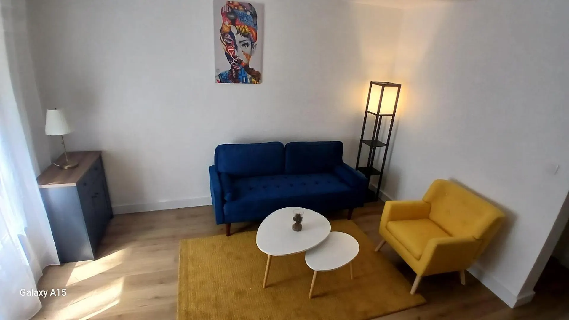 Zenmeublermontfavet location